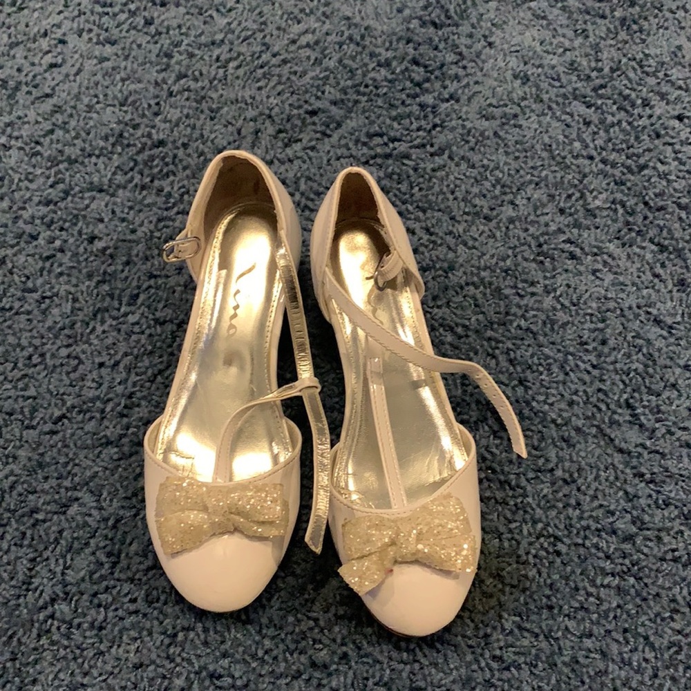 Nina white shoes